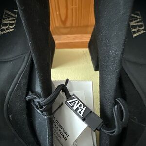 Zara Classic Black Pumps